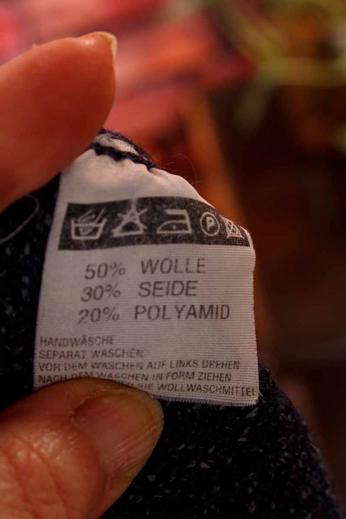 Wolle-Seide Pullover blau Rippmuster