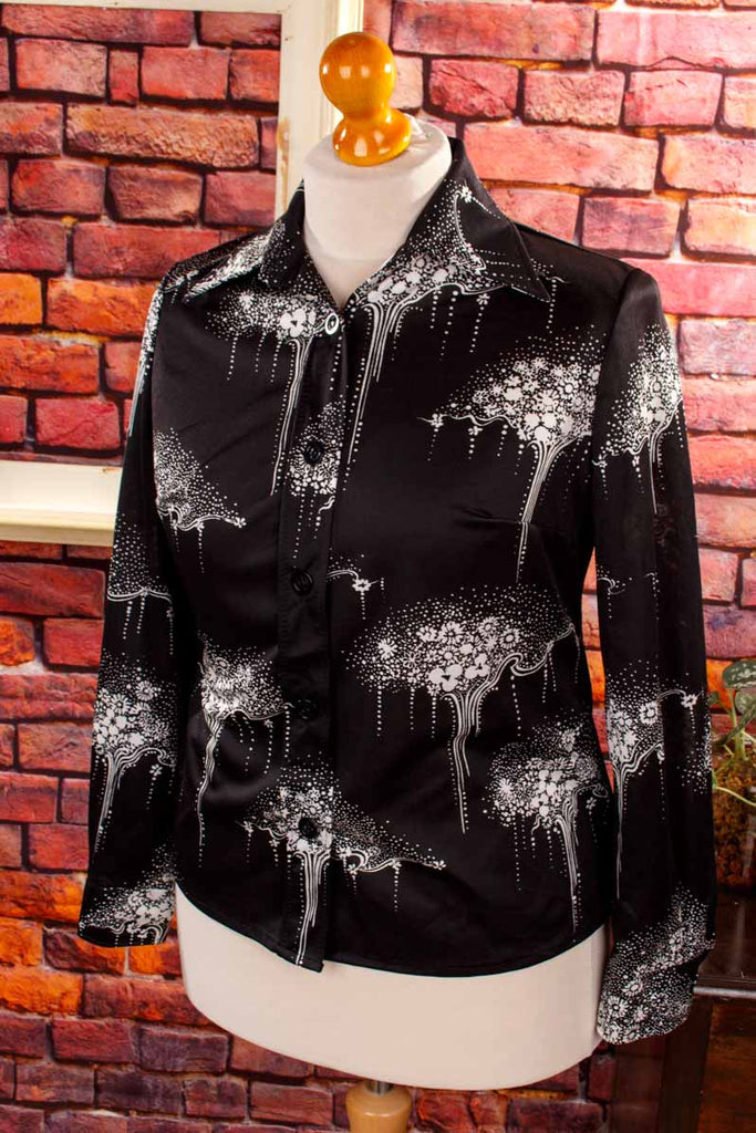 70s Disco Bluse schwarz Megakragen