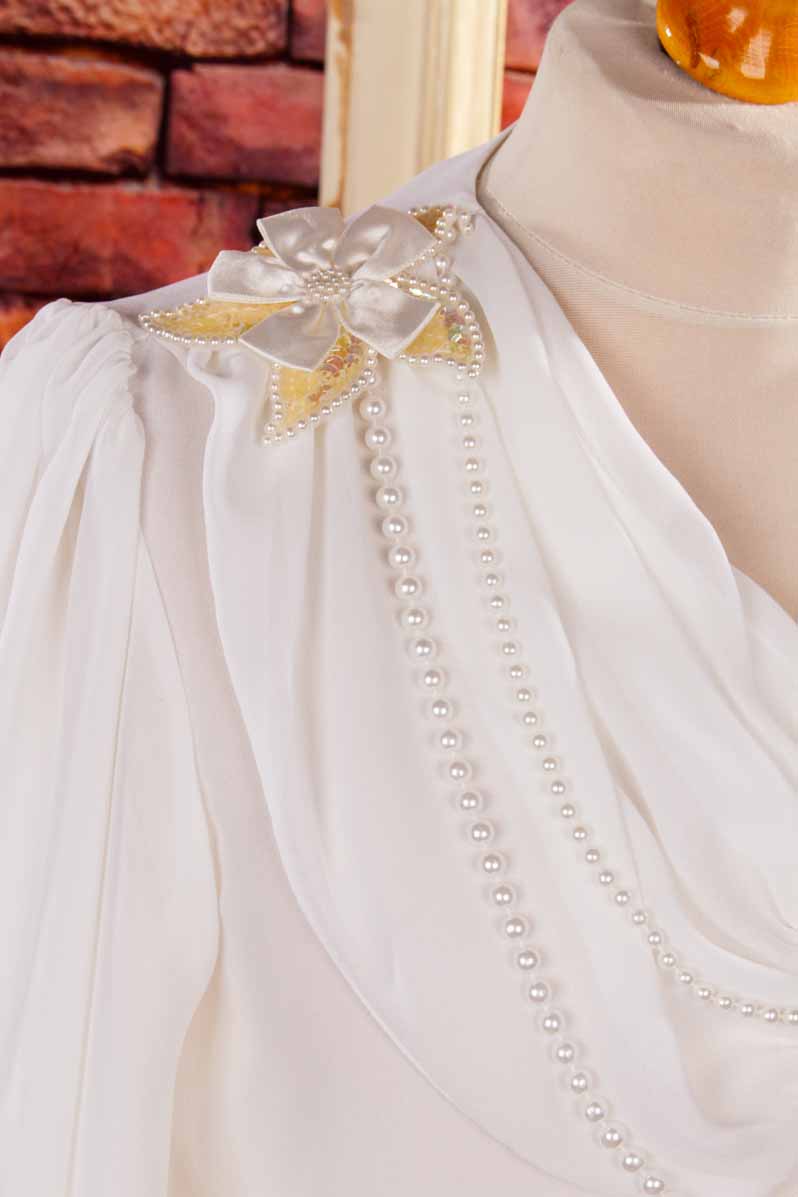 Chiffonbluse weiß mit Perlen
