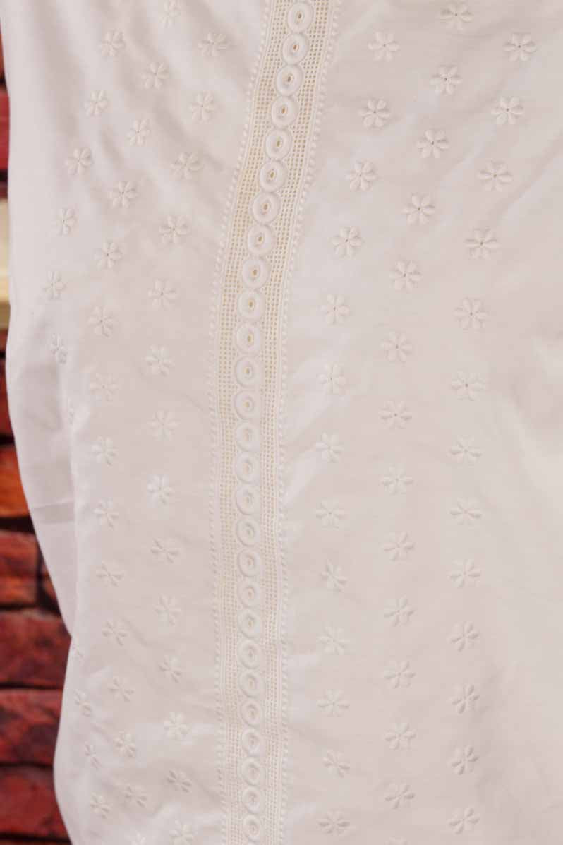 weiße Baumwollbluse Lochmuster