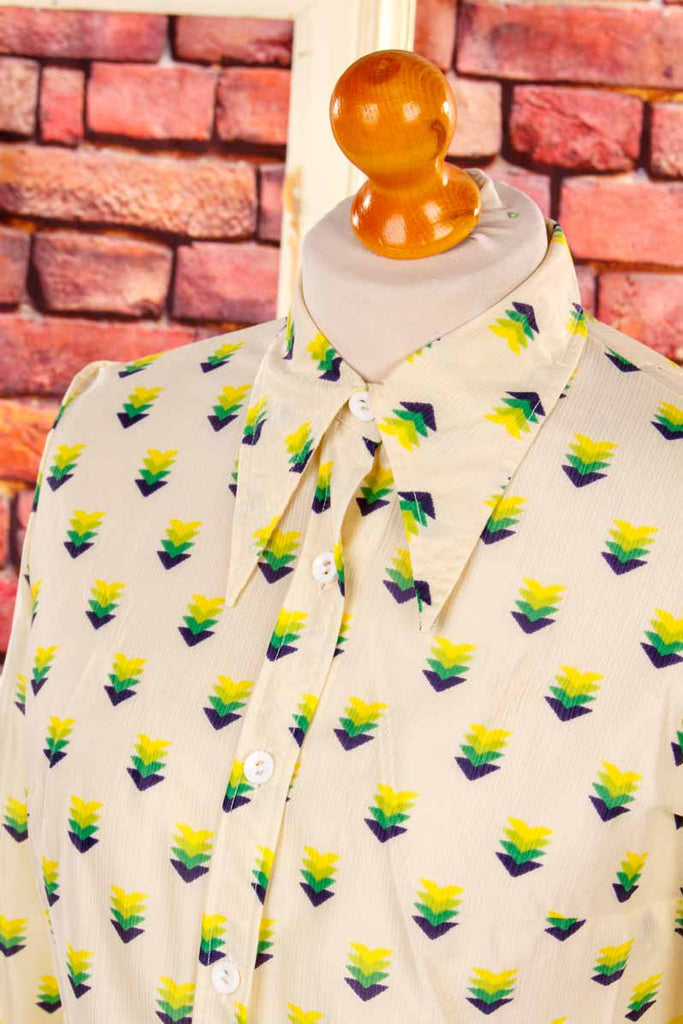 DDR Bluse beige grün Muster