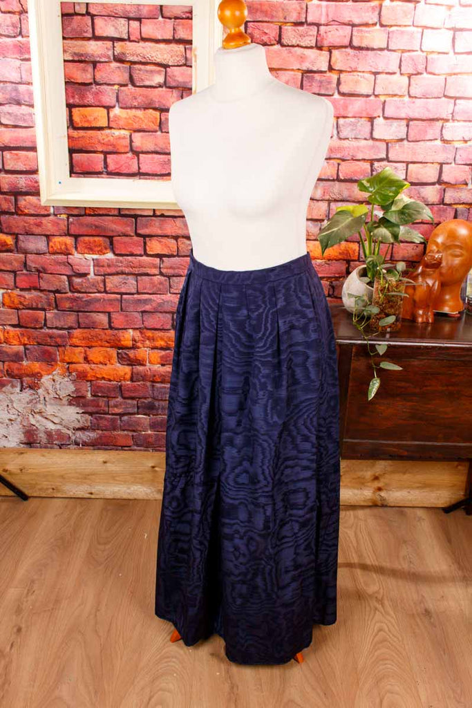 langer Taftrock nachtblau