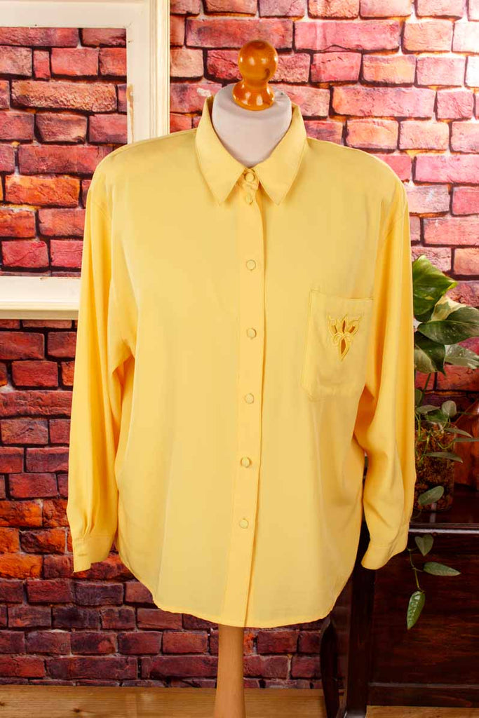 seidig glänzende Bluse gelb