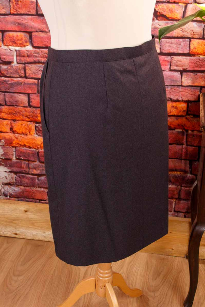 Extravaganter Wollrock grau