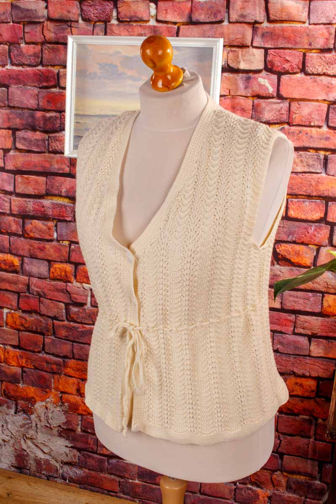 Boho Häkelweste cremeweiße Wolle