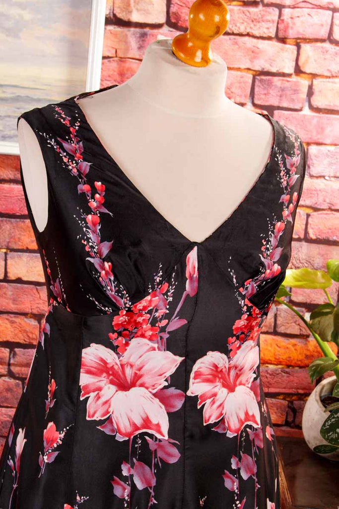 70s Maxikleid schwarz pink Blumen