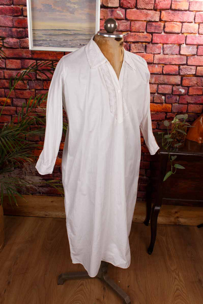 antikes Nachthemd weiß Leinen