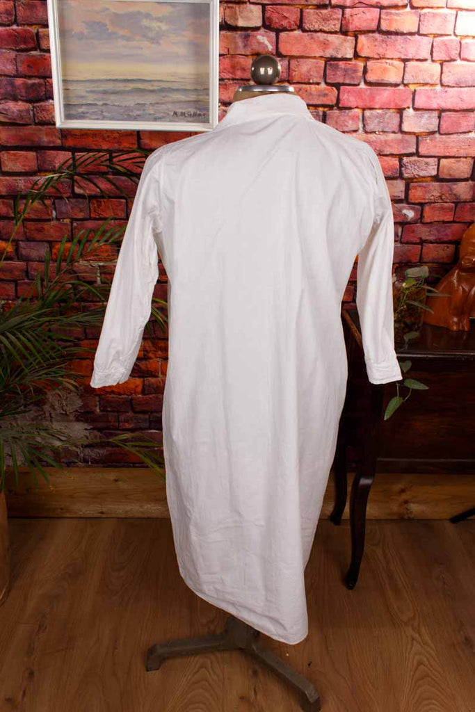 antikes Nachthemd weiß Leinen