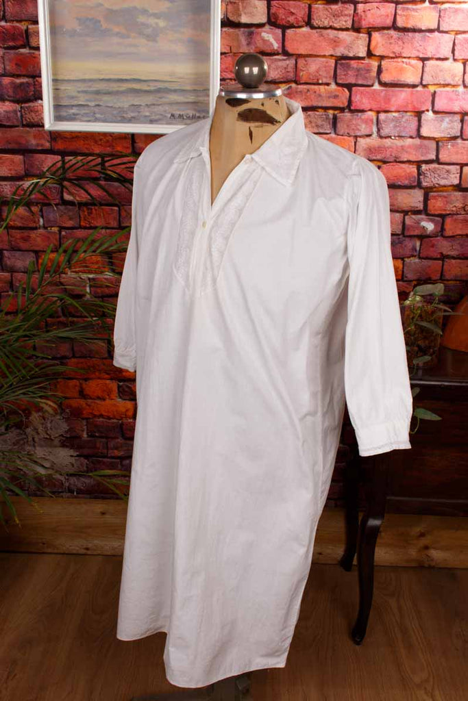 antikes Nachthemd weiß Leinen