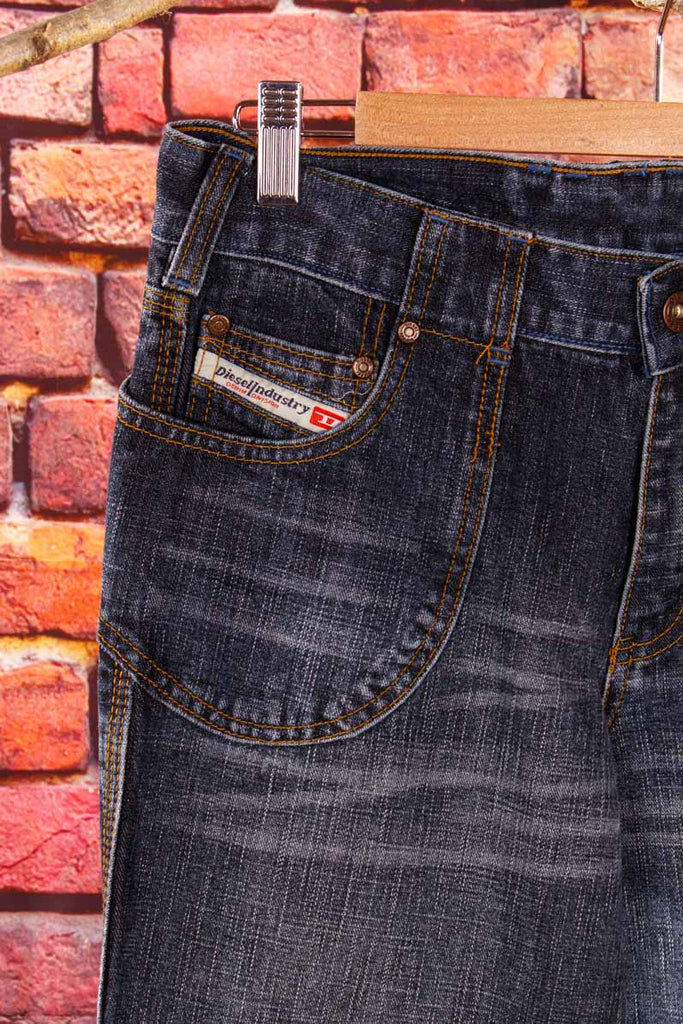 DIESEL Jeans mit Schlag W32L32