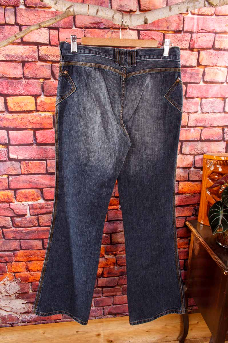DIESEL Jeans mit Schlag W32L32