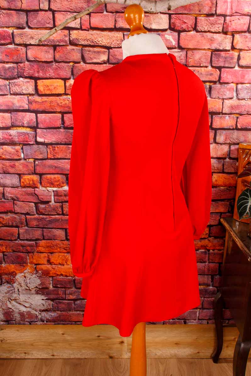 Disco Minikleid rot Glockenärmel