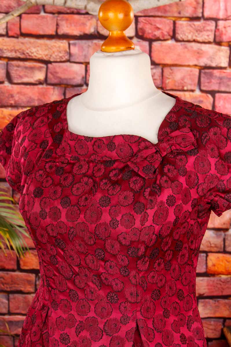 Rockabella Abendkleid rot Brokat