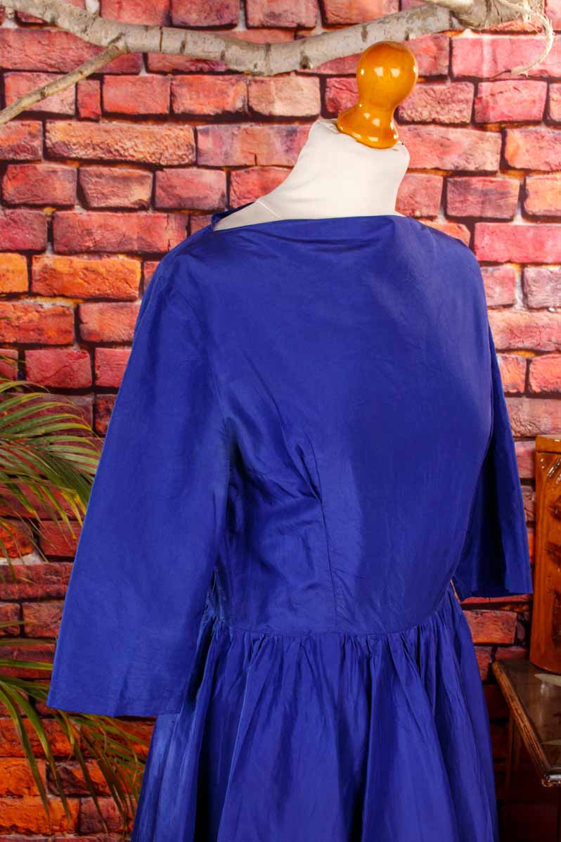 Petticoatkleid blau Taft + Plissee