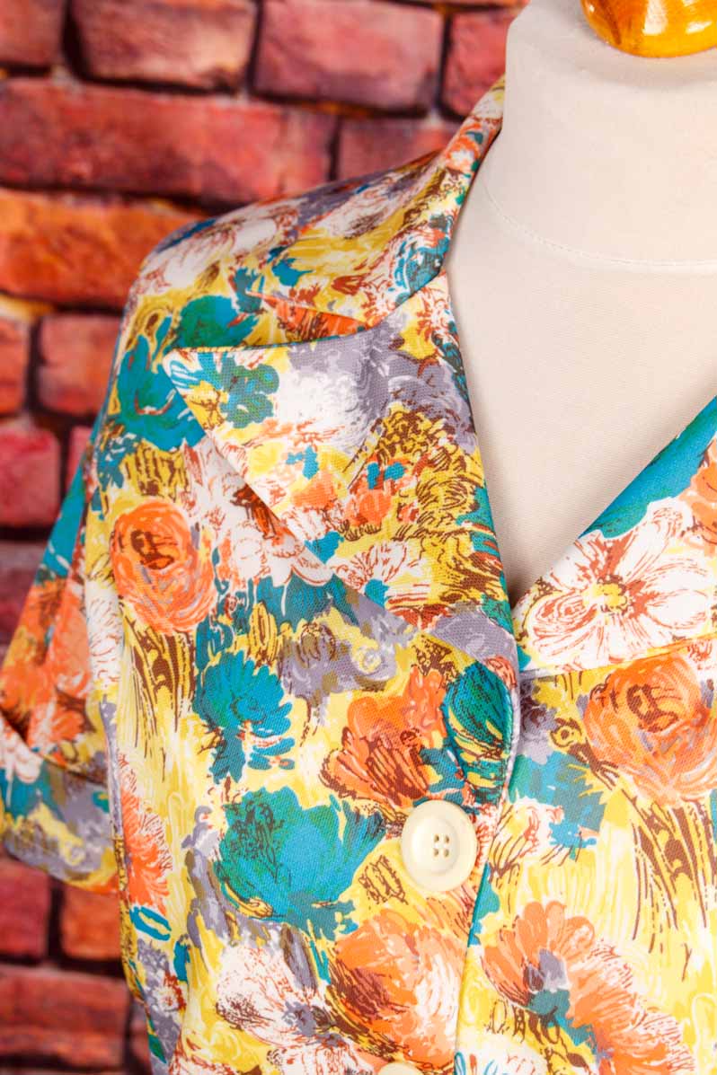 70s Bluse bunt Megakragen