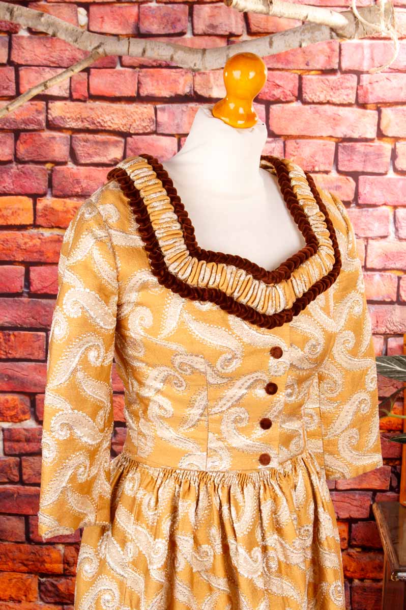 Brokat Dirndl gold + Bolero