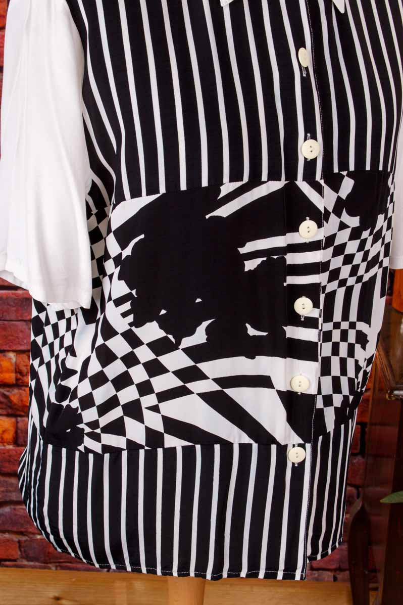 extravagante Bluse schwarz-weiß