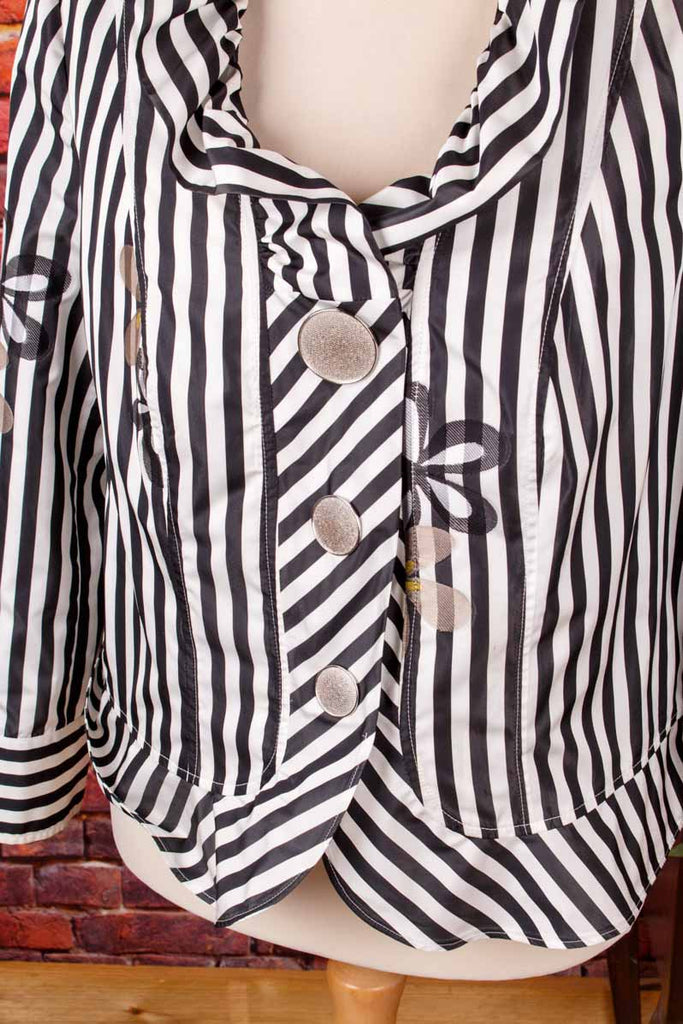 extravaganter Blazer schwarz-weiß