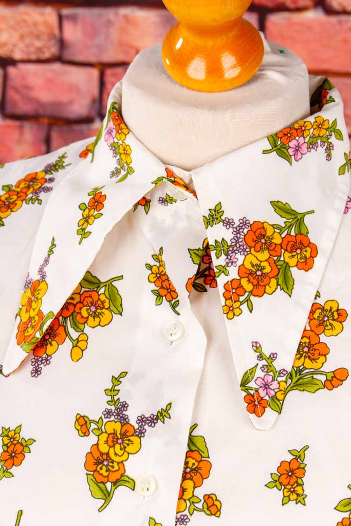 70s Dackelohrenbluse Blumen