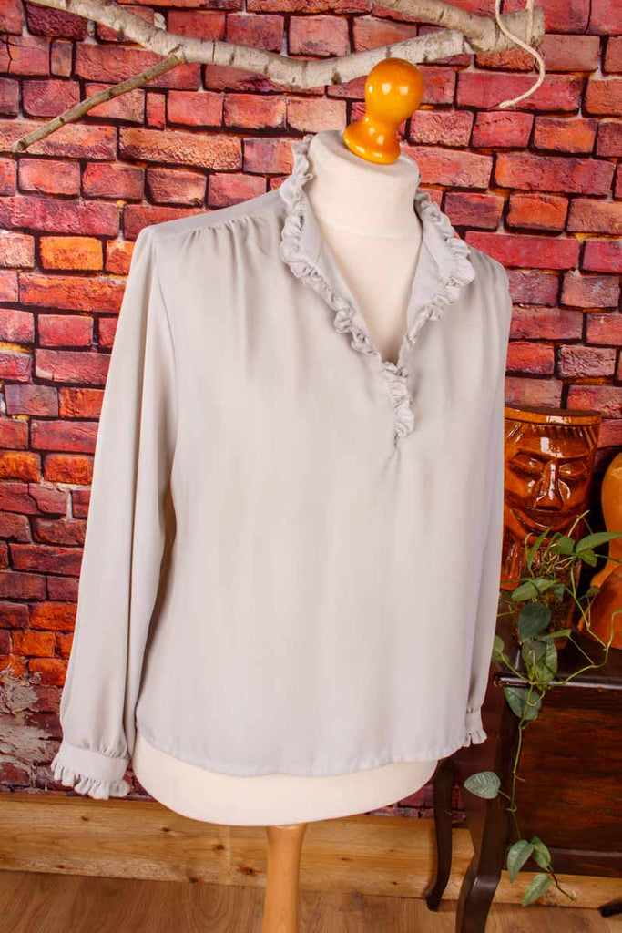leichte Bluse grau mit Stehkragen