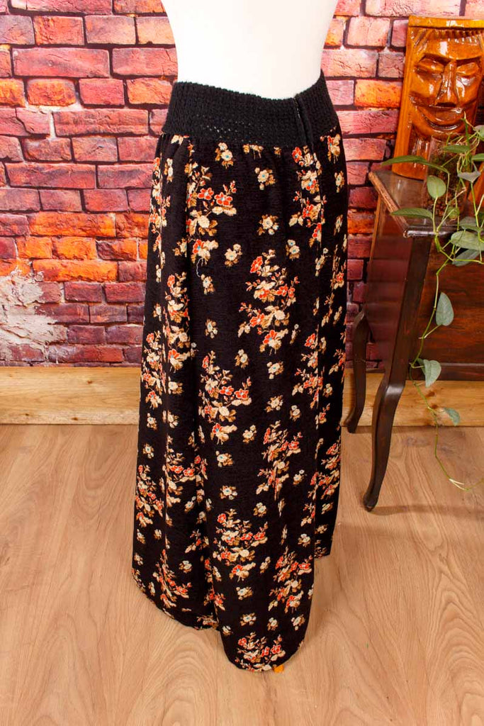 70er Jahre Maxirock schwarz mit Blumen