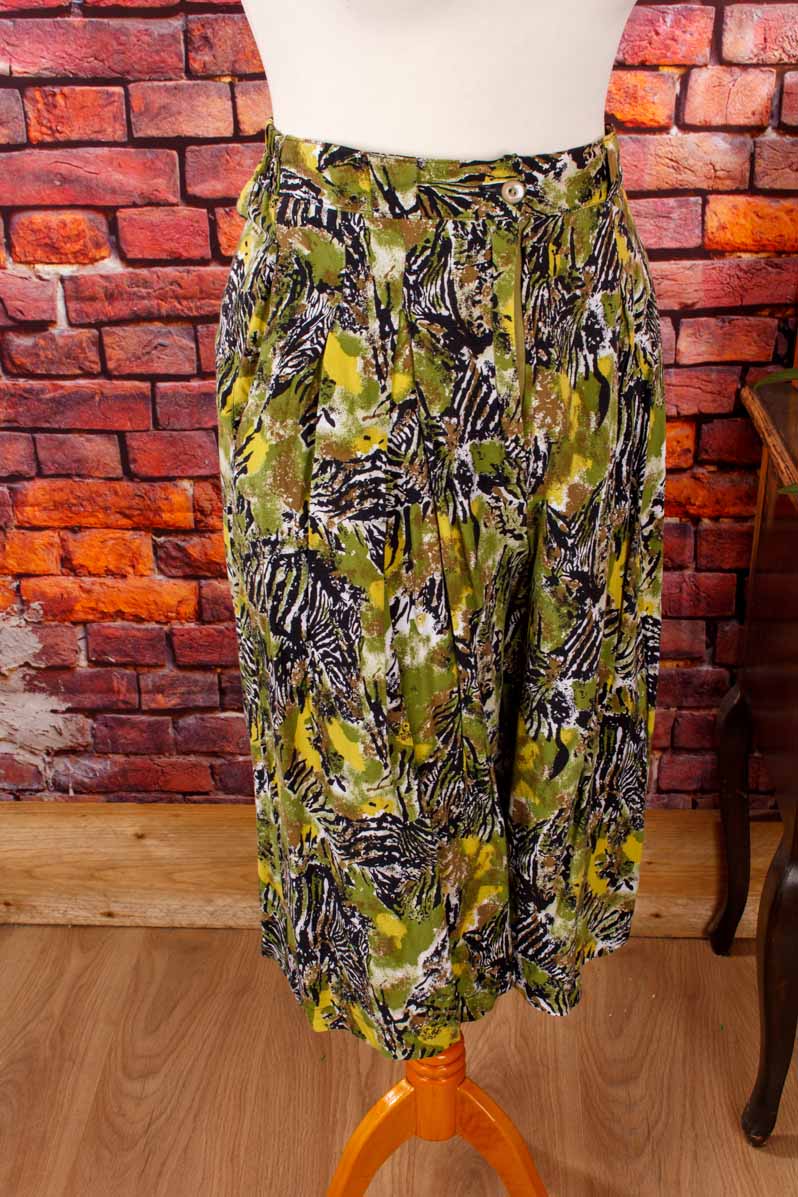 Culotte Hosenrock grün animalprint