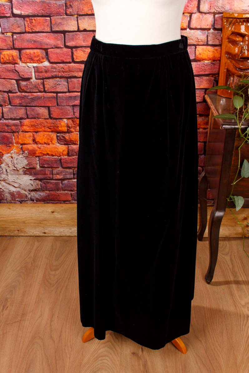 Gothic Samtrock lang schwarz