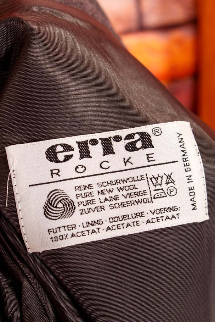 Wollrock grau Kettendetail