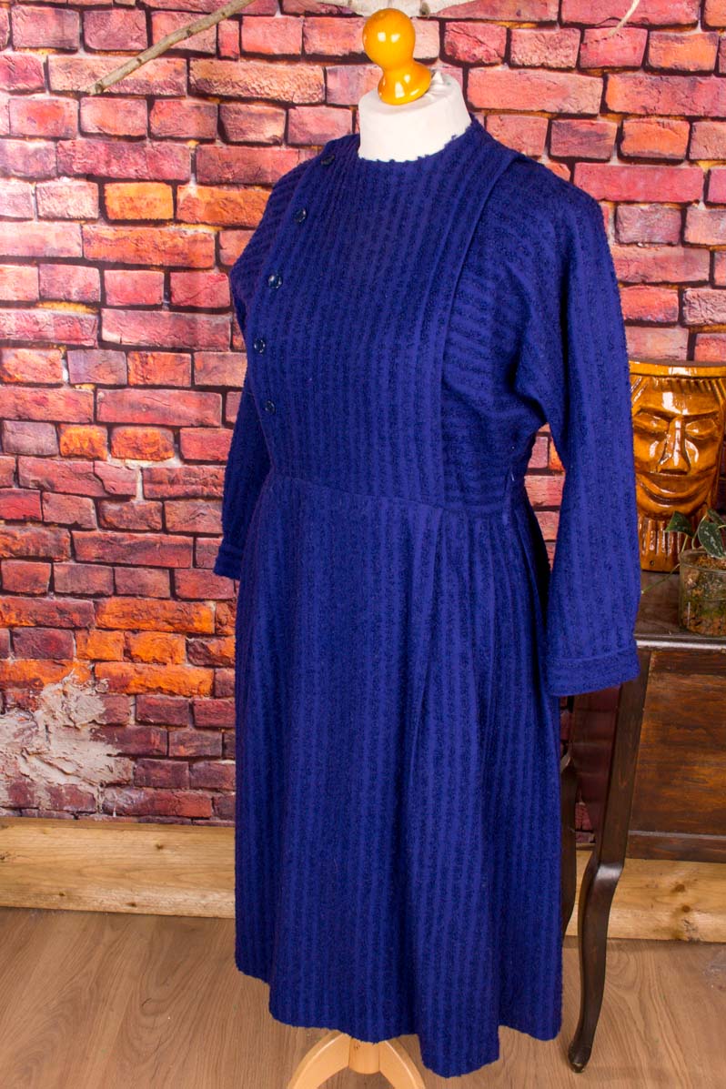50s Wollkleid lila mit Streifen