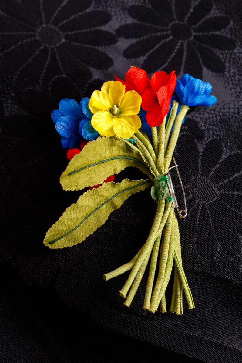 Vintage Anstecker bunte Blumen
