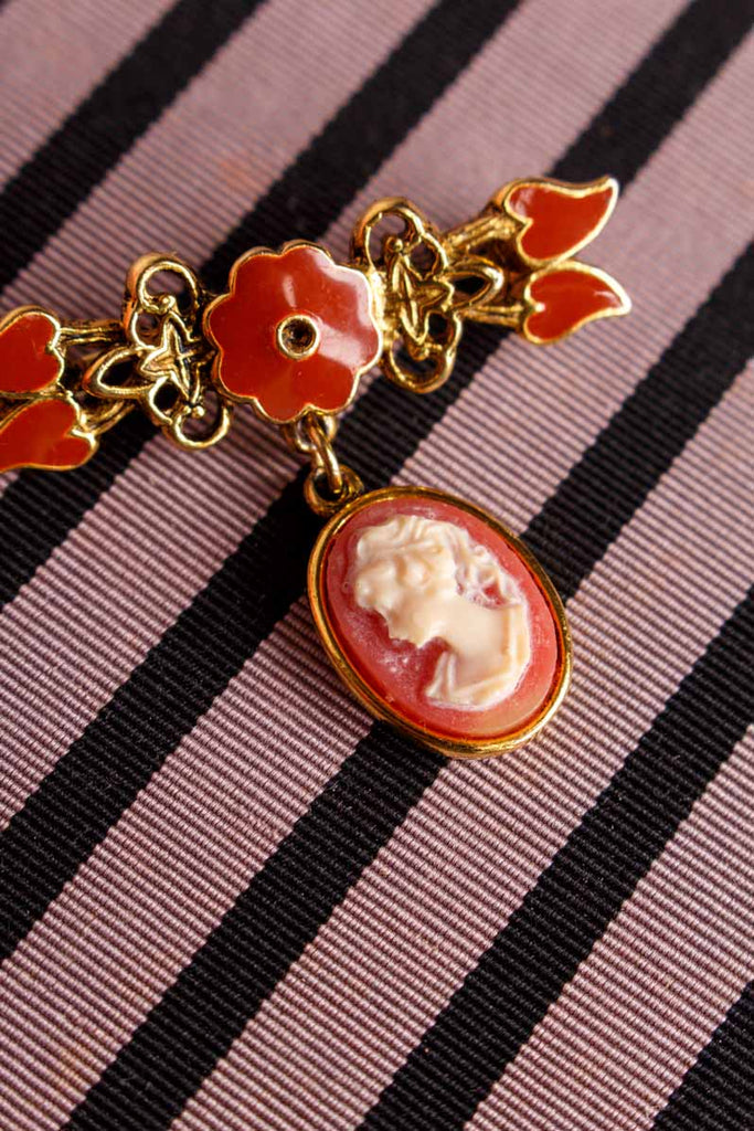 Vintage Brosche mit Kamee