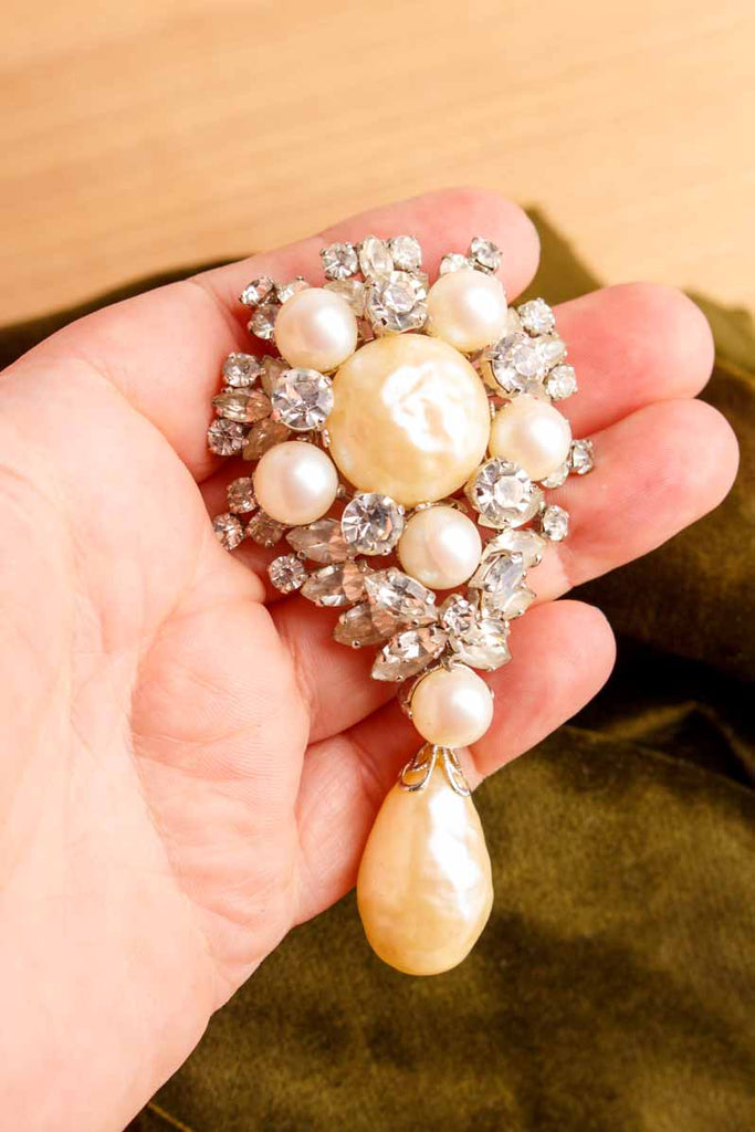 VGT DIOR Brosche Strass + Perlen 1968