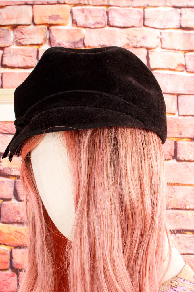 70s Schirmmütze schwarz Samt 60er 70er Accessoires Boho Disco Frau Hut Mod real-disco real-rockabilly Rockabilly Schlager schwarz Sekretärin Special vintageberlin.de