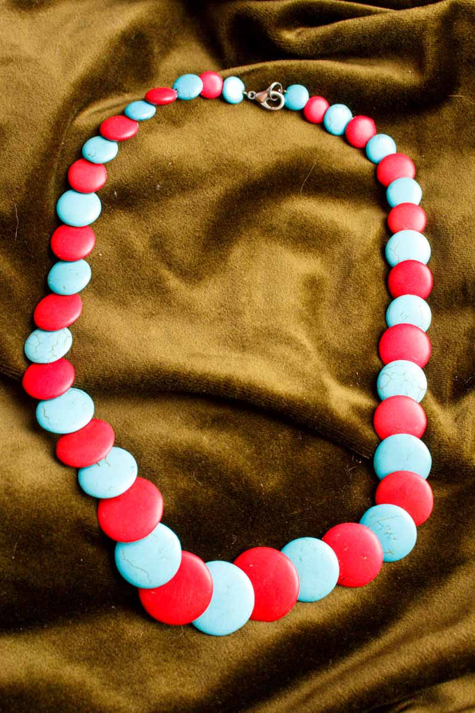 Scheibenkette türkis rot