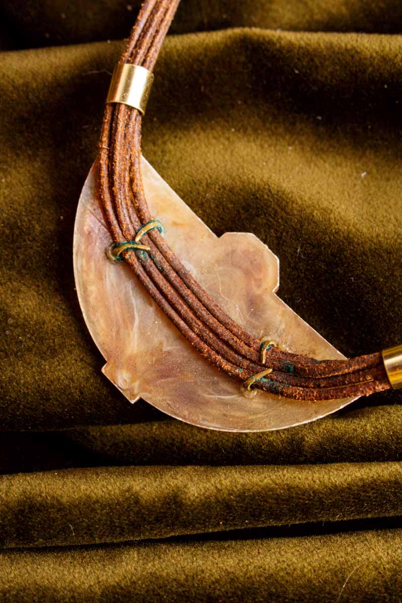 80s Boho Ledercollier Hornlook