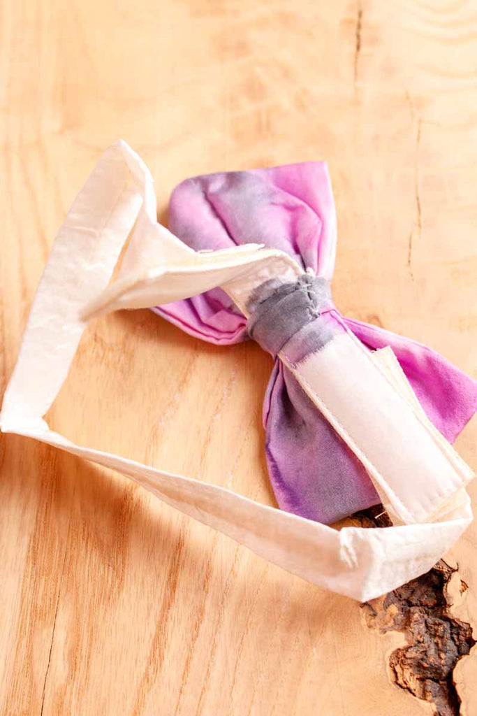 Seiden Fliege rosa grau Batik