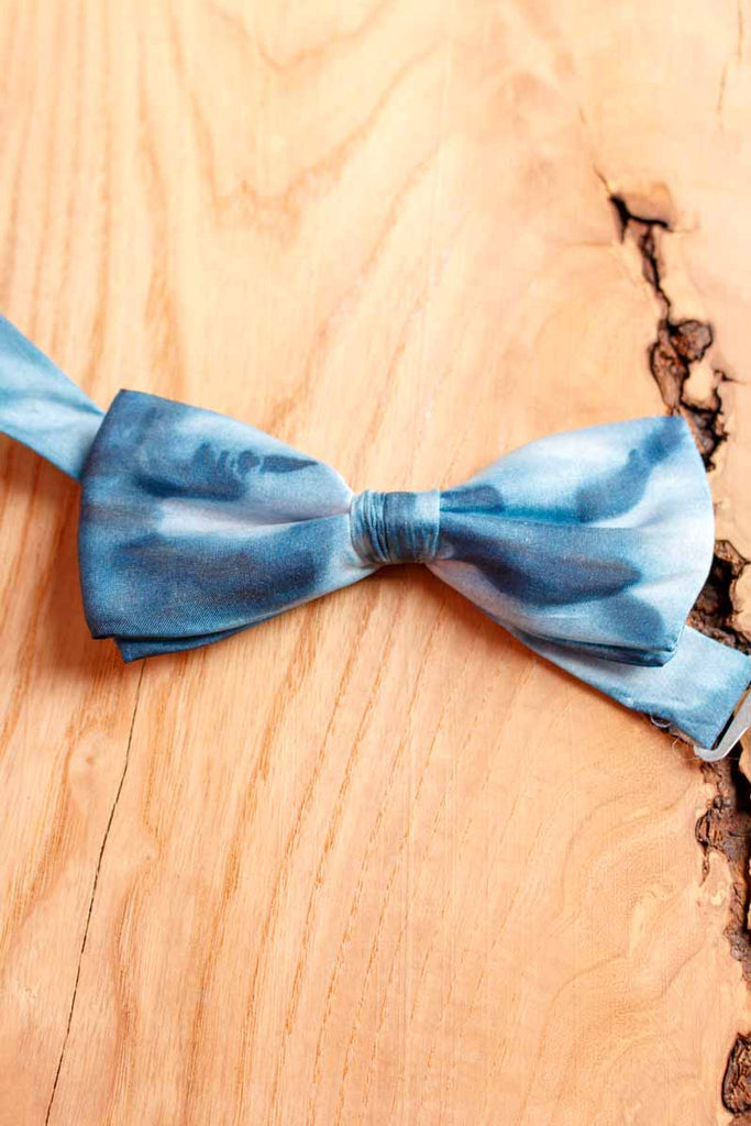 Seiden Fliege türkis Batik