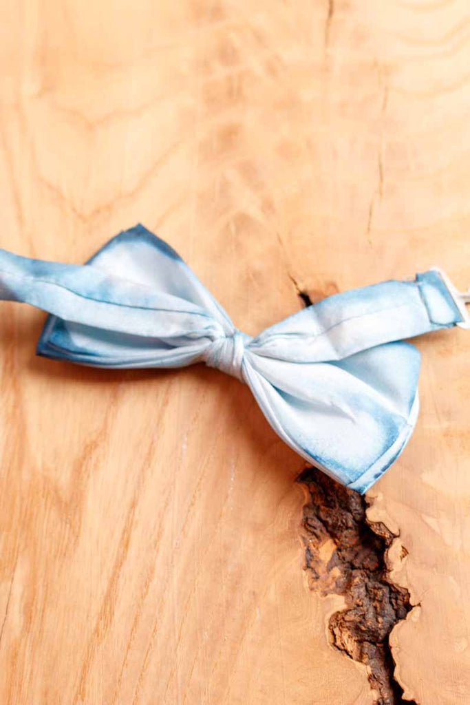 Seiden Fliege türkis Batik