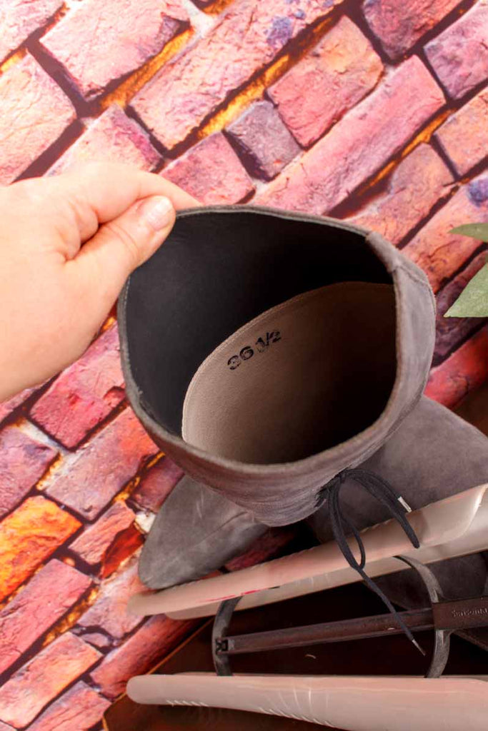 Wildleder Keilabsatz Stiefel grau