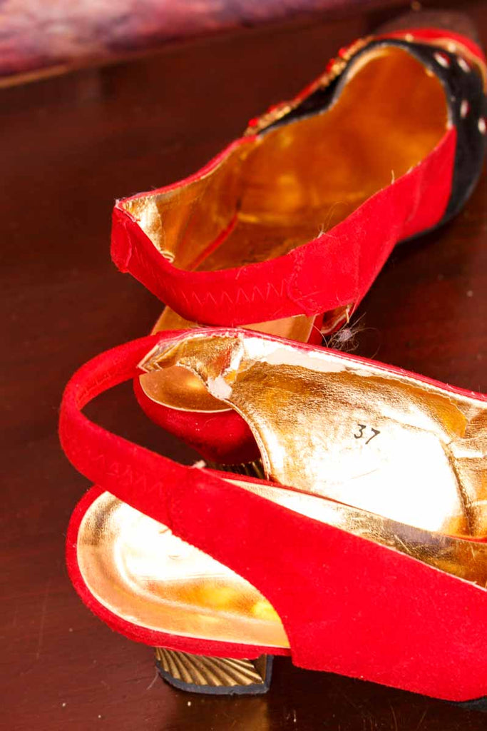 GOMEZ RIVAS Riemchen Pumps rot gold