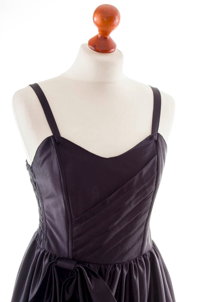 Abendkleid schwarz Satin 80er 90er Abendmode Frau Rockabilly S 36-38 schwarz vintageberlin.de