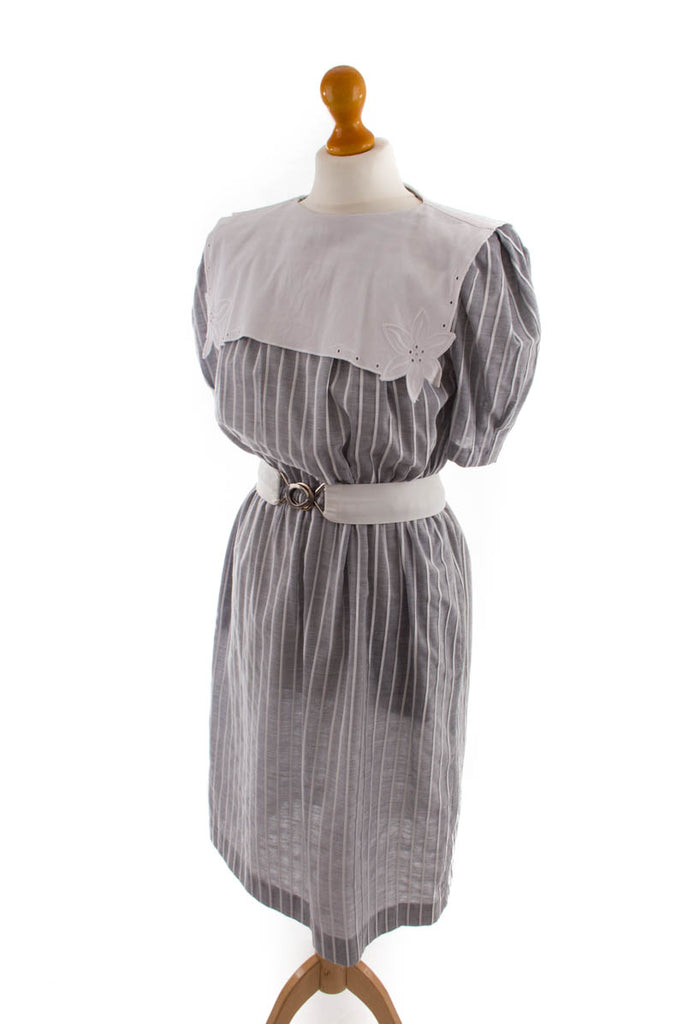 80er Vintage Kleid grau Streifen 80er Boho Disco Frau grau S 36-38 Sekretärin vintageberlin.de
