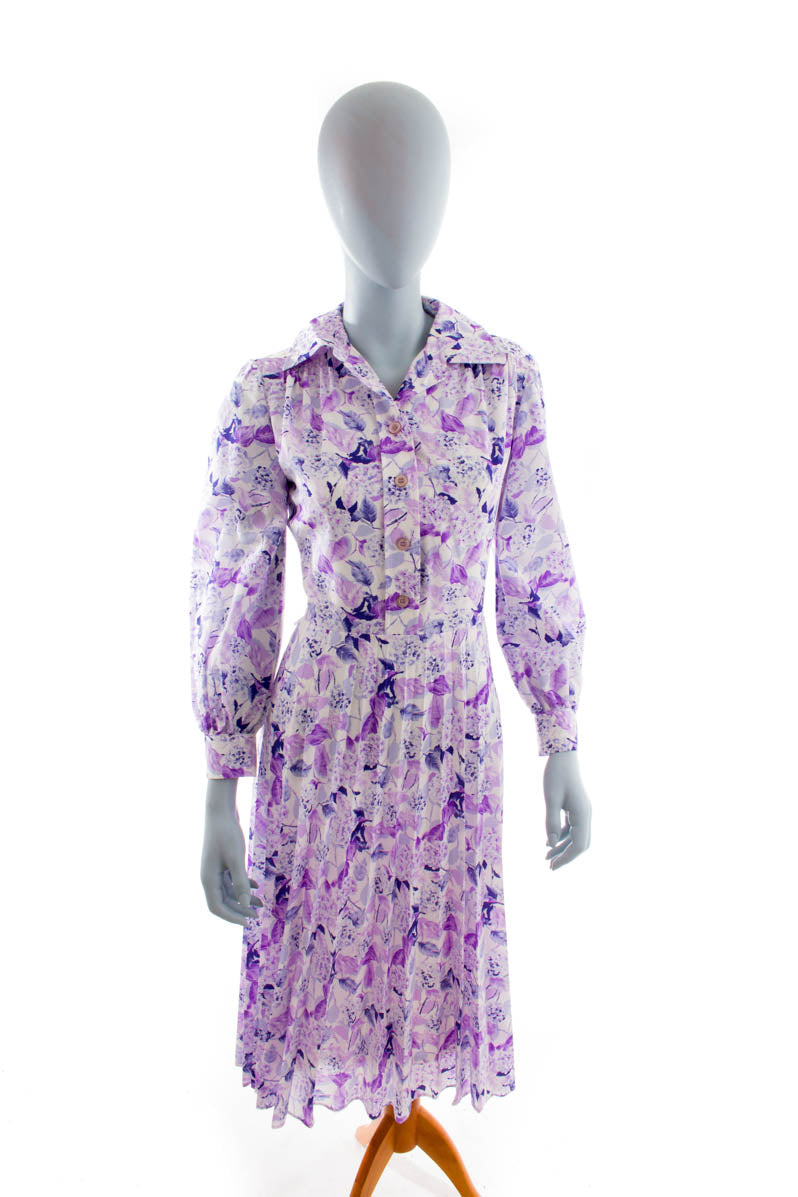 70er Kleid lila Blumen Plissee