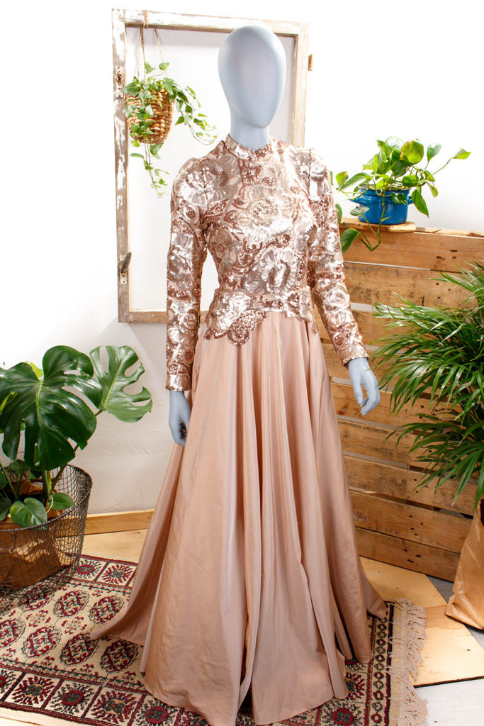 Traum Abendkleid kupfer Pailletten Default Title Abendmode beige Frau M 40-42 S 36-38 Special vintageberlin.de