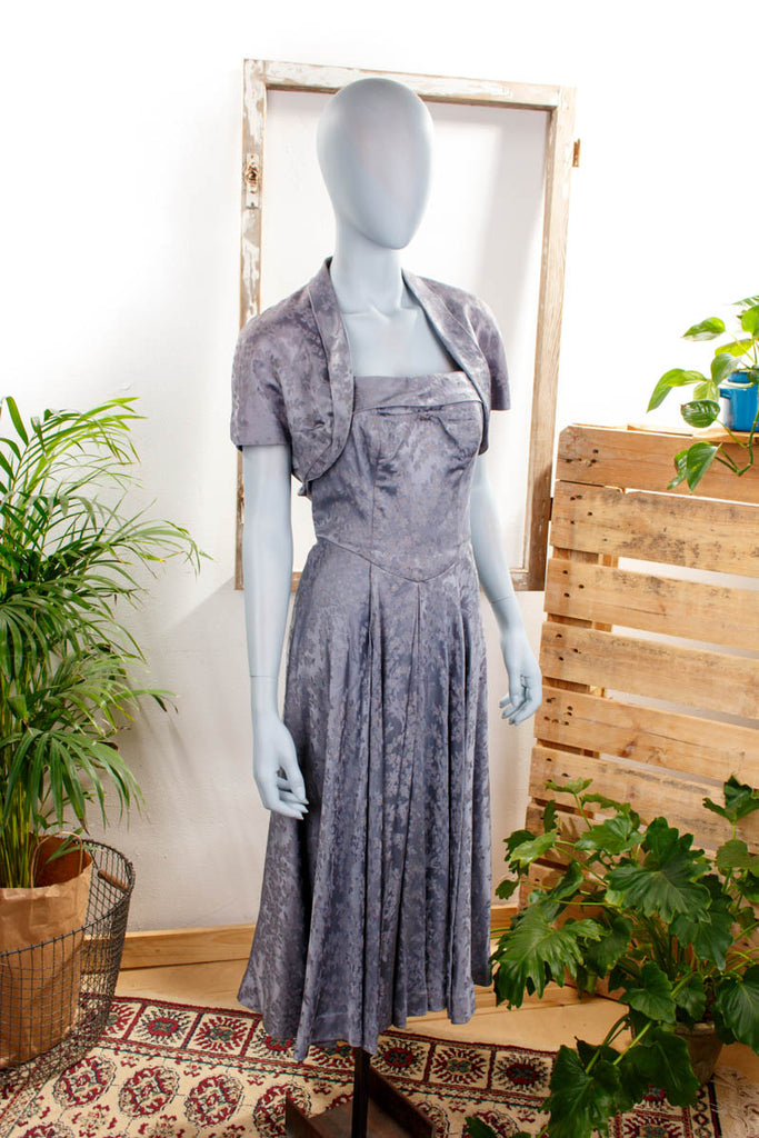 Vintage Petticoatkleid taubenblau 50er 60er Abendmode blau Frau grau Petticoat Rockabilly S 36-38 silber Special XS 32-34 vintageberlin.de