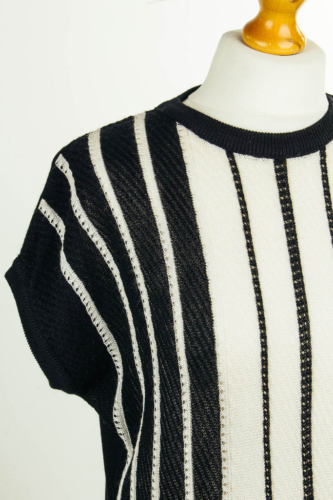 80er Sommerpullover schwarz-weiß 80er Frau M 40-42 schwarz vintageberlin.de