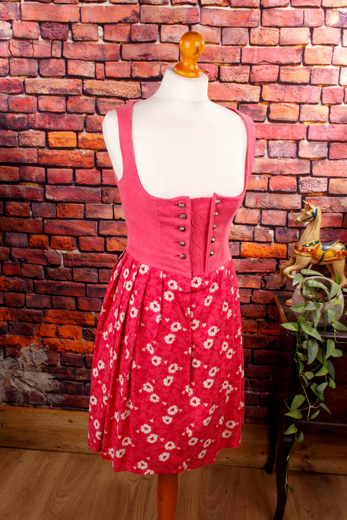 Vintage Miederdirndl rosa Default Title 70er Dirndl Frau pink Rockabilly rosa S 36-38 Special vintageberlin.de