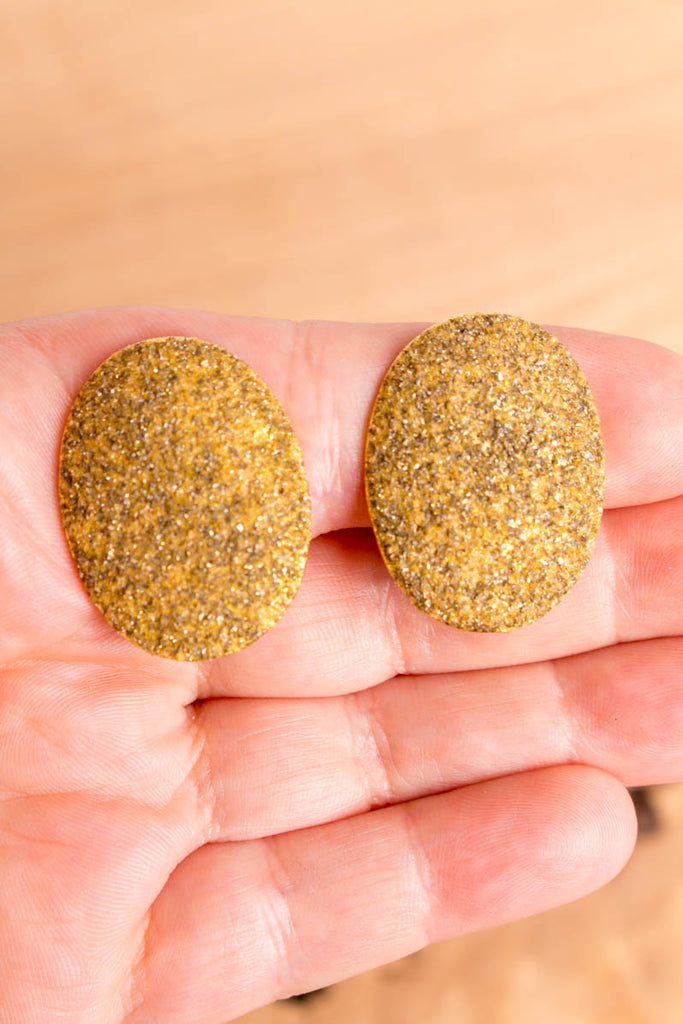 Vintage Clips gold Glitzer oval 80er Abendmode Accessoires Disco gold Ohrschmuck Rockabilly Schmuck Sekretärin Special Unisize vintageberlin.de