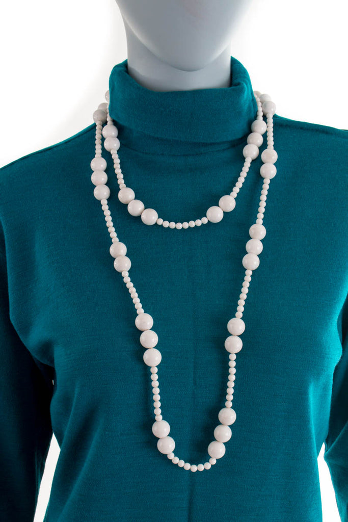 60er Jahre Perlenkette weiß 60er 70er Accessoires Disco Halsschmuck real-disco real_disco Schlager Schmuck Unisize weiß vintageberlin.de