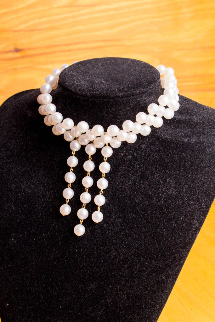 Vintage Collier weiß Perlen Default Title 60er 70er Abendmode Accessoires Boho boho-wedding Disco Halsschmuck Hochzeit real-boho Schlager Schmuck Special Unisize weiß vintageberlin.de